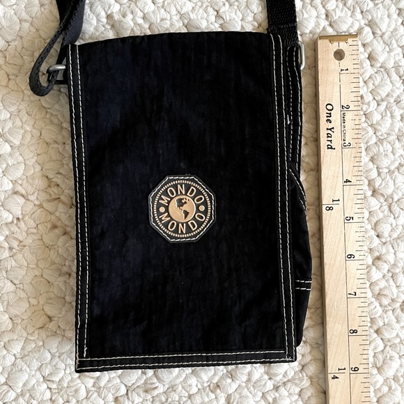 Mondo Handbags - VINTAGE TRAVEL MONDO CROSSBODY PURSE BLACK MANY P…